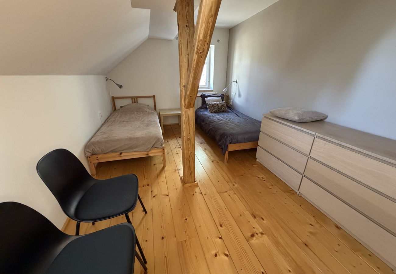 Villa in Mladé Buky - Villa mit Pool,  Skigebiete KJH348