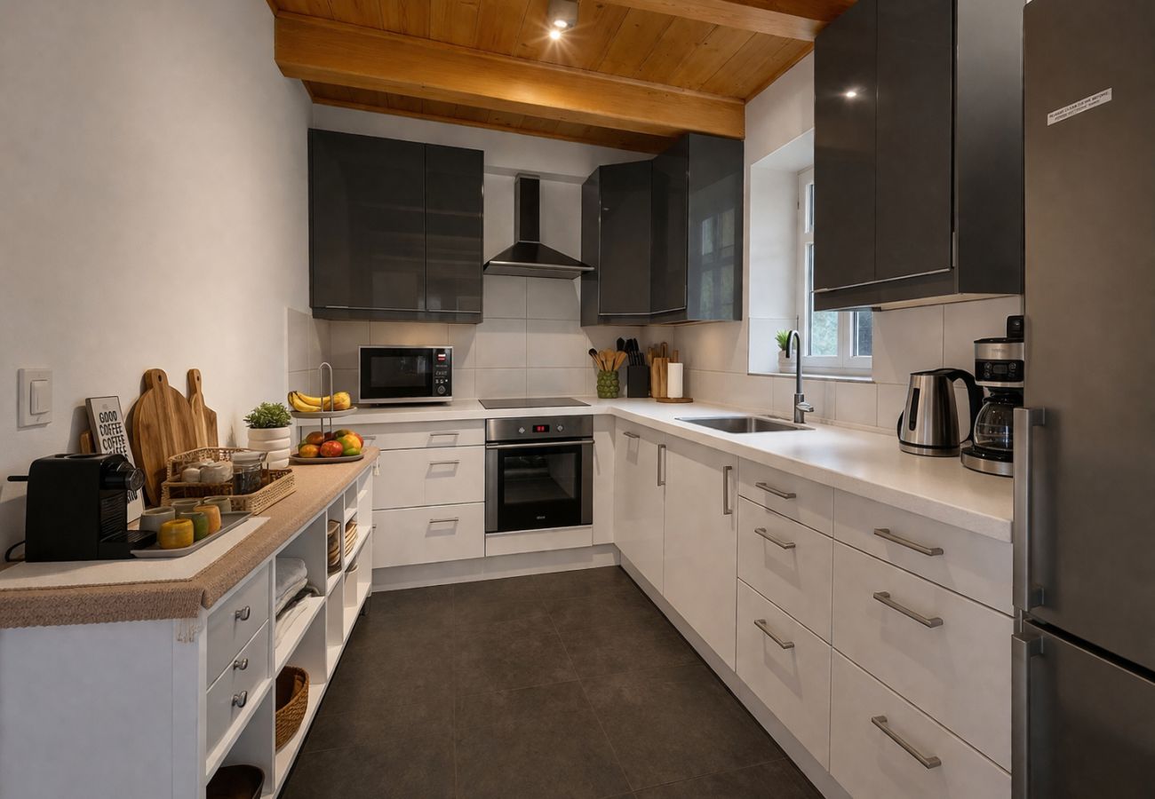 Villa in Mladé Buky - Villa mit Pool,  Skigebiete KJH348