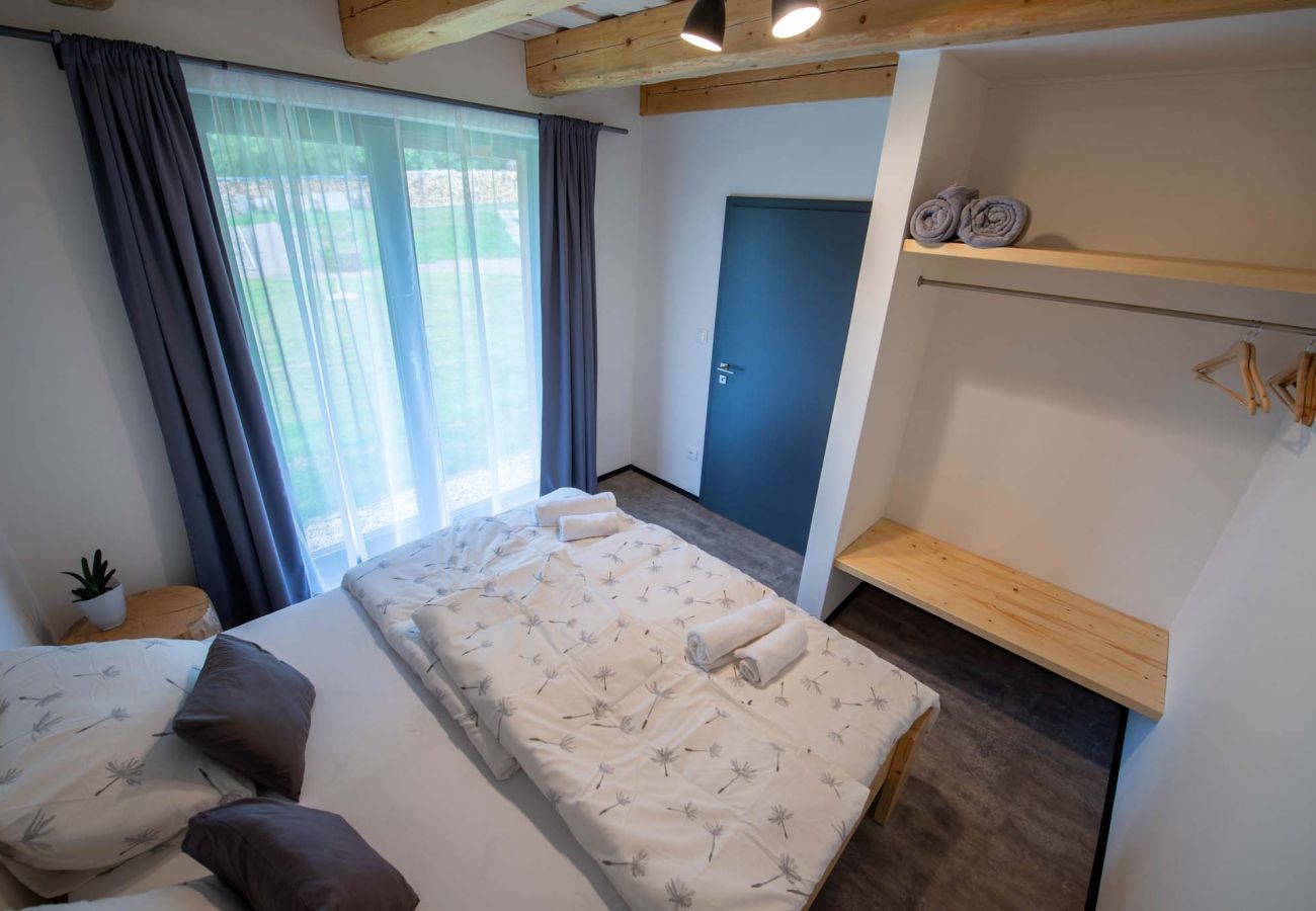 Apartment in Býšovec - Pernstejn VPM019-HC1