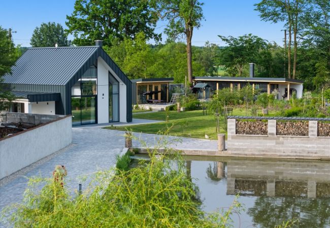 Villa/Dettached house in Pocátky - VPRO212