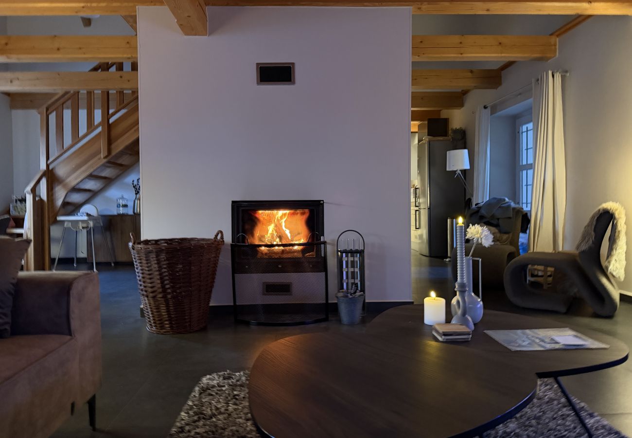 Villa à Mladé Buky - Villa mit Pool,  Skigebiete KJH348