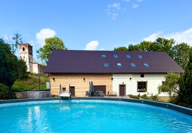 villa à Rudník - Rudnik KRC070
