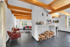 Villa in Mladé Buky - Mlade Buky KJH348