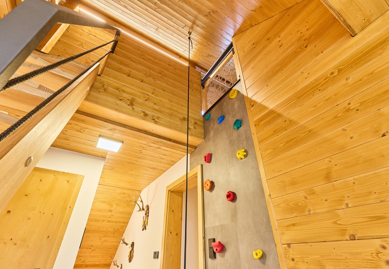 Villa in Cerný Dul - Luxury villa+Pool in Cerny Dul KCMC116